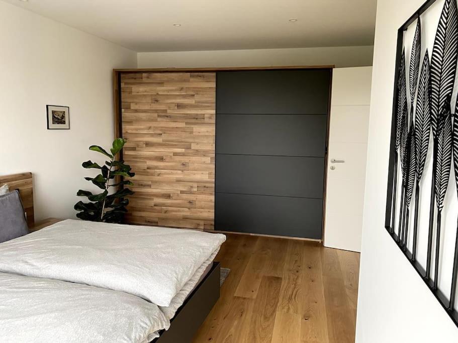 Modernes City-Appartement Neustadt an der Weinstraße Exterior photo